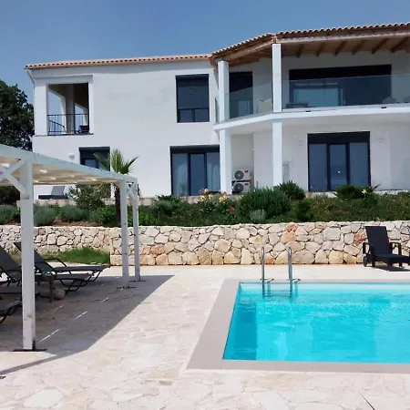 Vio Direkt Am Strand Mit Pool * Corfu (city)